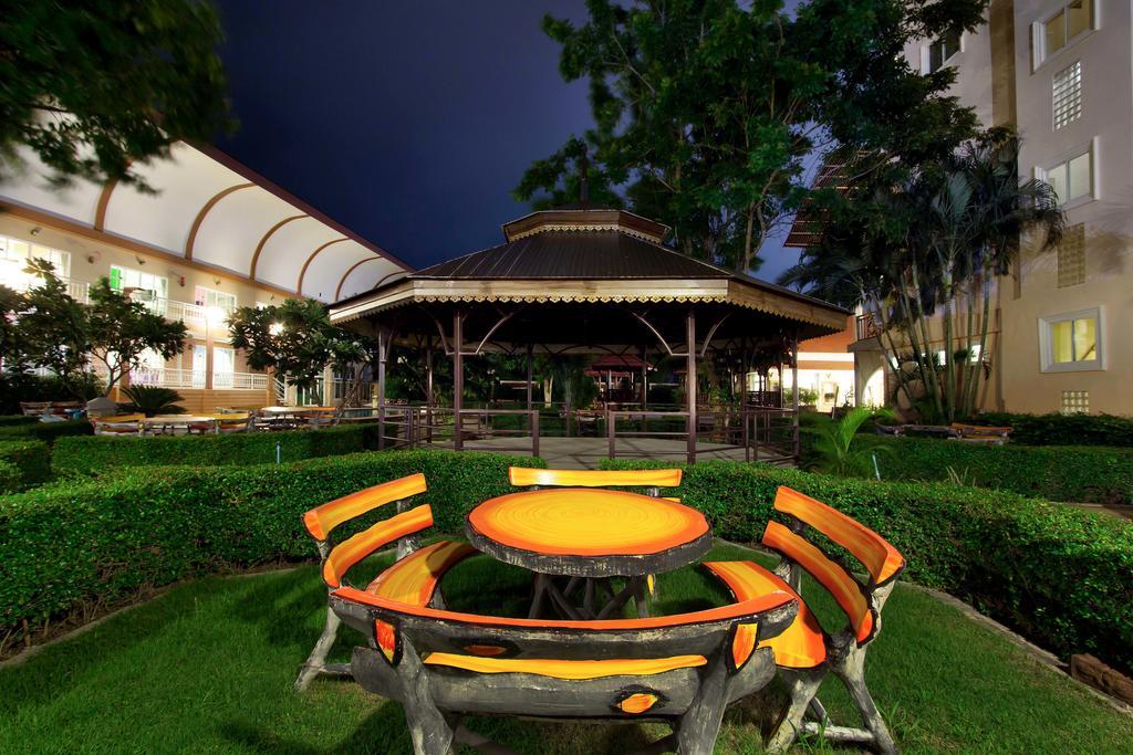 D Varee Xpress Hillside Hua Hin 차암 외부 사진