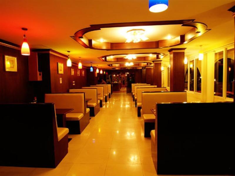 D Varee Xpress Hillside Hua Hin 차암 레스토랑 사진